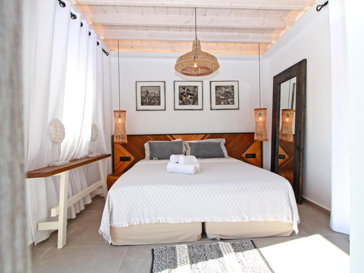 Enalion Suites Mykonos Town Ngoại thất bức ảnh