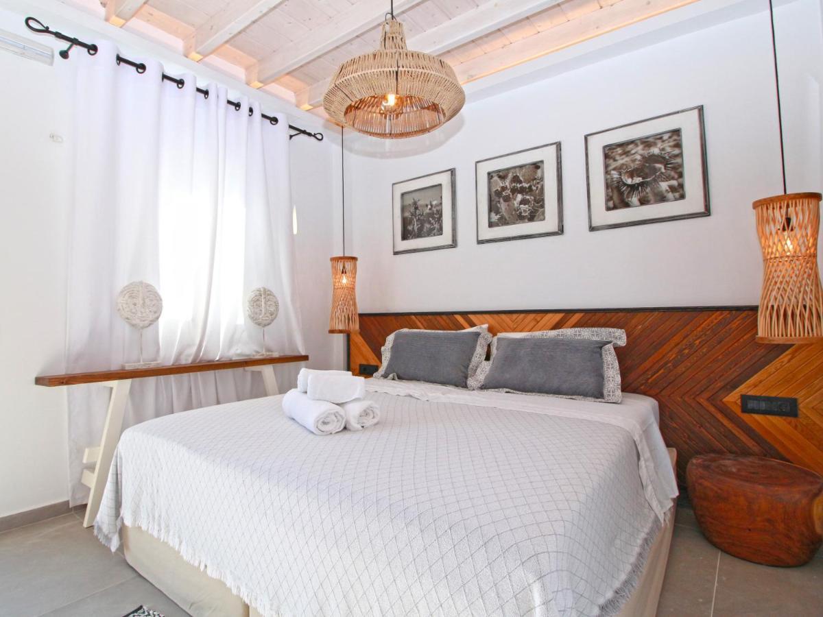 Enalion Suites Mykonos Town Ngoại thất bức ảnh